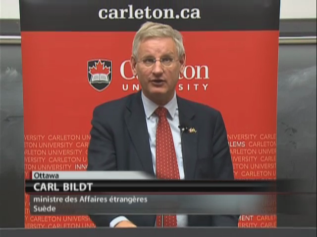 Podium : Swedish Foreign Affairs Minister Carl Bildt