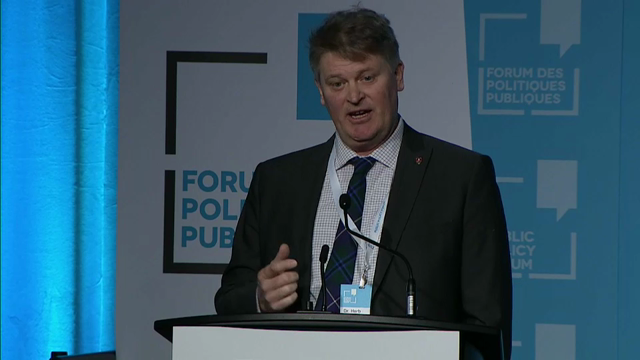 Podium : Herb Emery au Sommet de l’Atlantique sur l’immigr. et la revit.