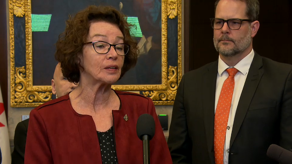 À la une : Des députés québécois demandent d’élargir l’accès à l’assurance-emploi