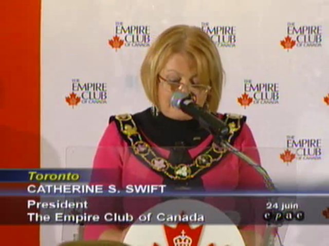 Podium : Dr. K. Kellie Leitch