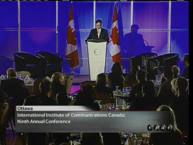 Podium : Tony Clement