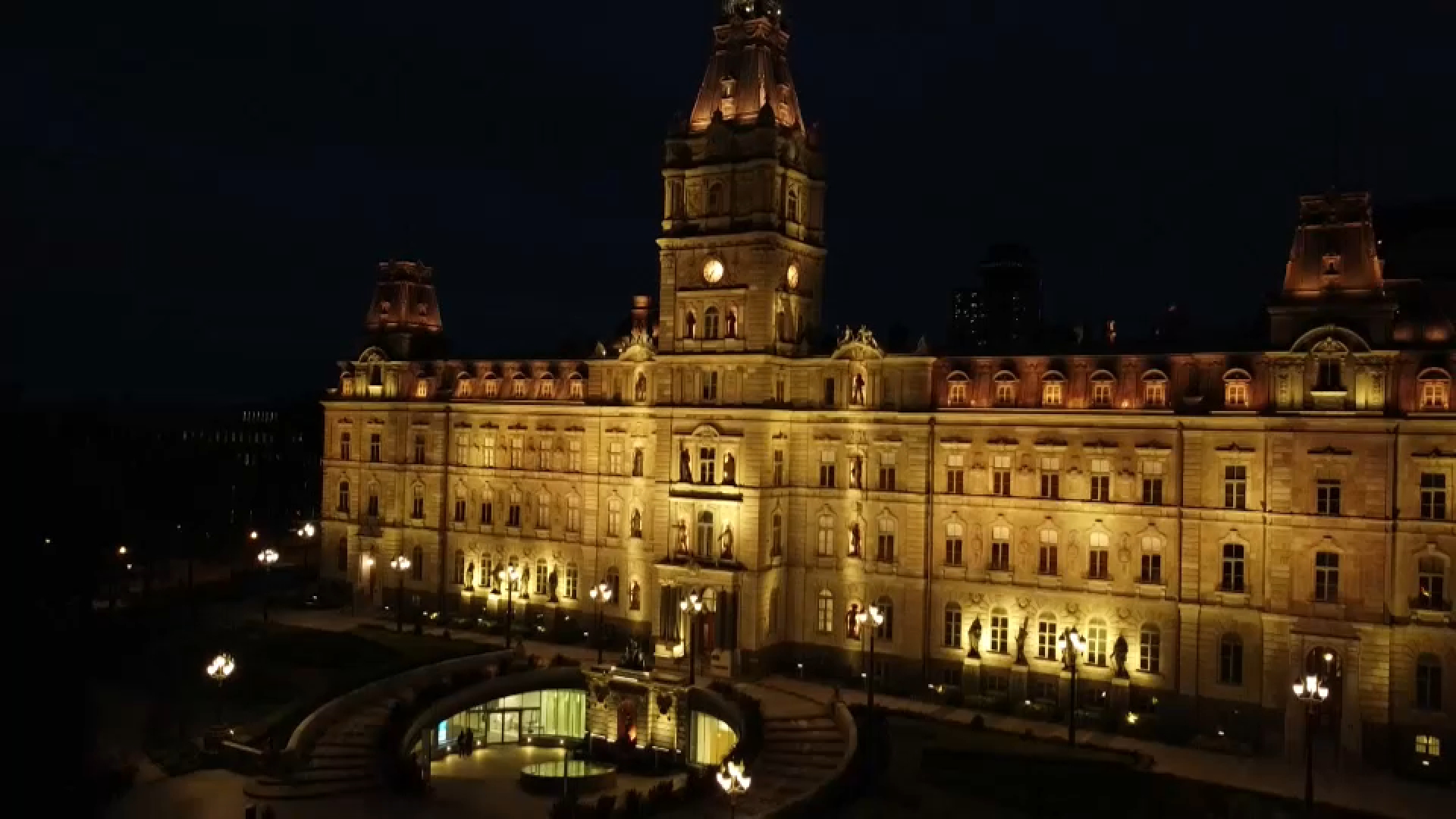 Campaign Politics : The Road to the 2022 Quebec Provincial Election