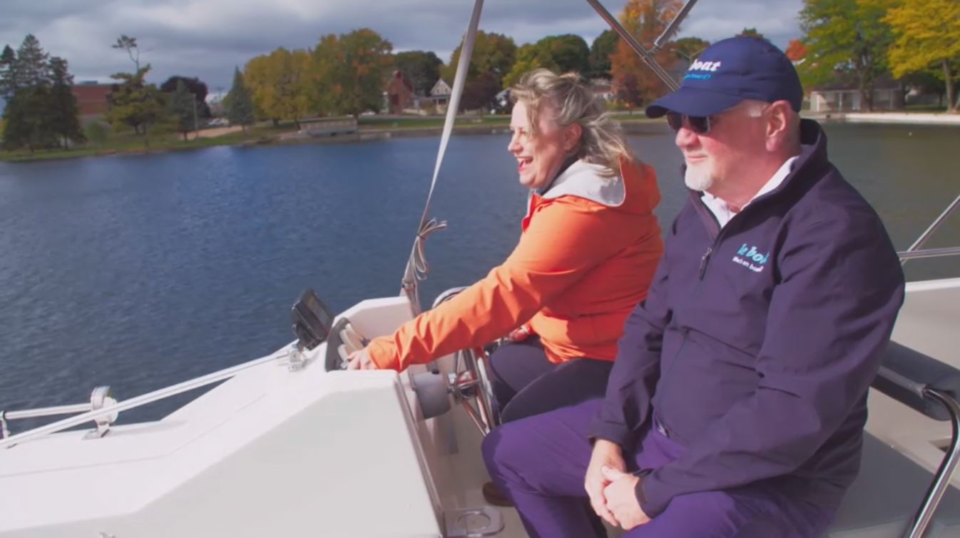 Documentaires CPAC : Naviguer sur le canal Rideau en Ontario et visiter Abbotsford