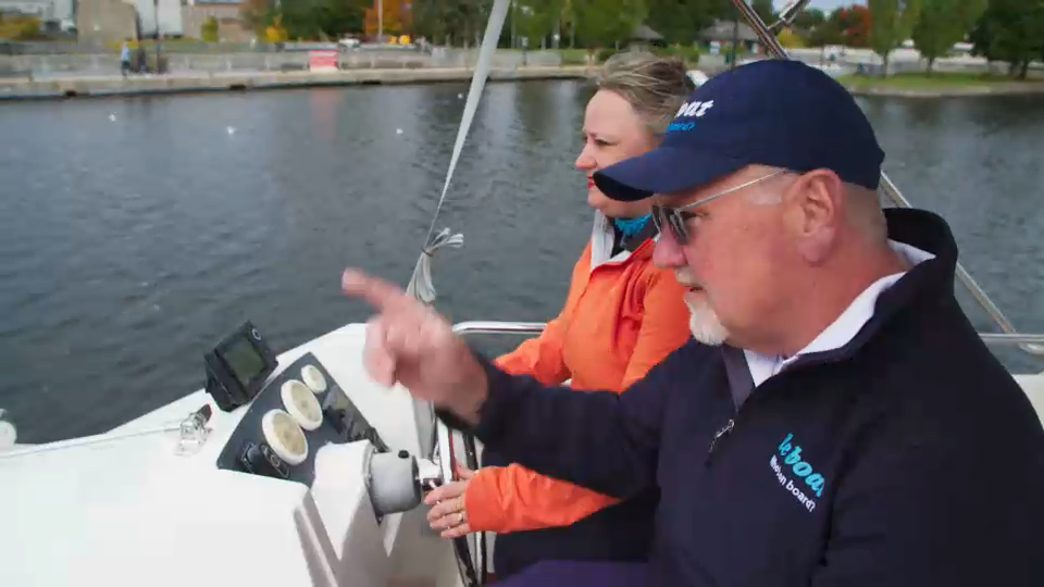 Documentaires CPAC : « Seeing Canada » : Naviguer sur le canal Rideau et visiter Abbotsford (VD)