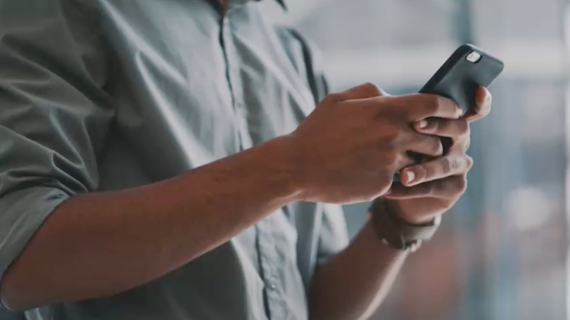 Disinformation and Democracy : What are Big Tech companies doing to counter cyberbullying and online harms?