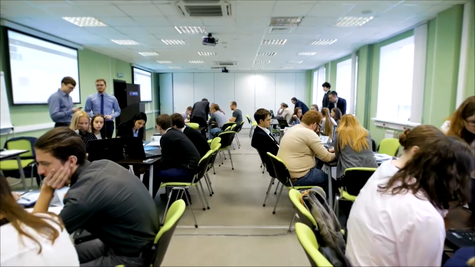 Disinformation and Democracy : How to help young people detect disinformation?