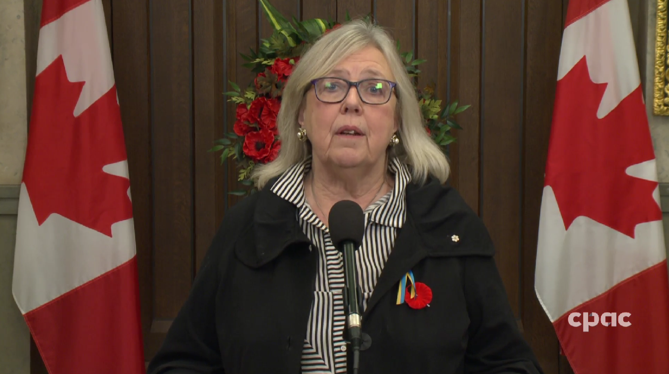 À la une : Point de presse de la cheffe du Parti vert Elizabeth May
