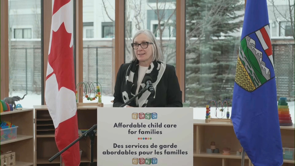 Headline Politics : Federal and Alberta Govts Announce Extension to Child-Care Deal