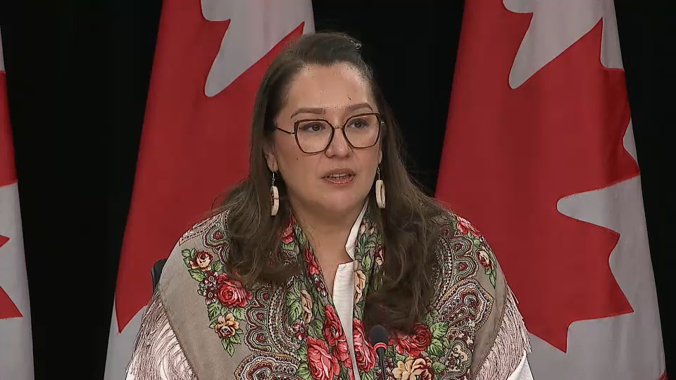 Headline Politics : Federal Government Presents First Nations Child Welfare Reform Plan