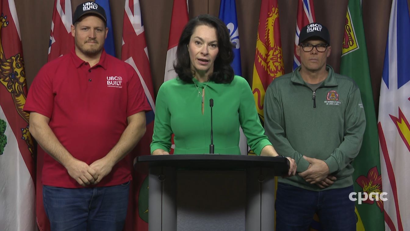 Headline Politics : NDP MP Heather McPherson Tables Bill to Ban Company Unions – January 27, 2026
