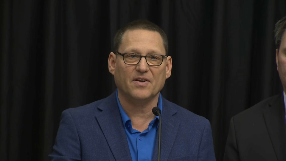 À la une : Point de presse du nouveau chef du NPD Avi Lewis