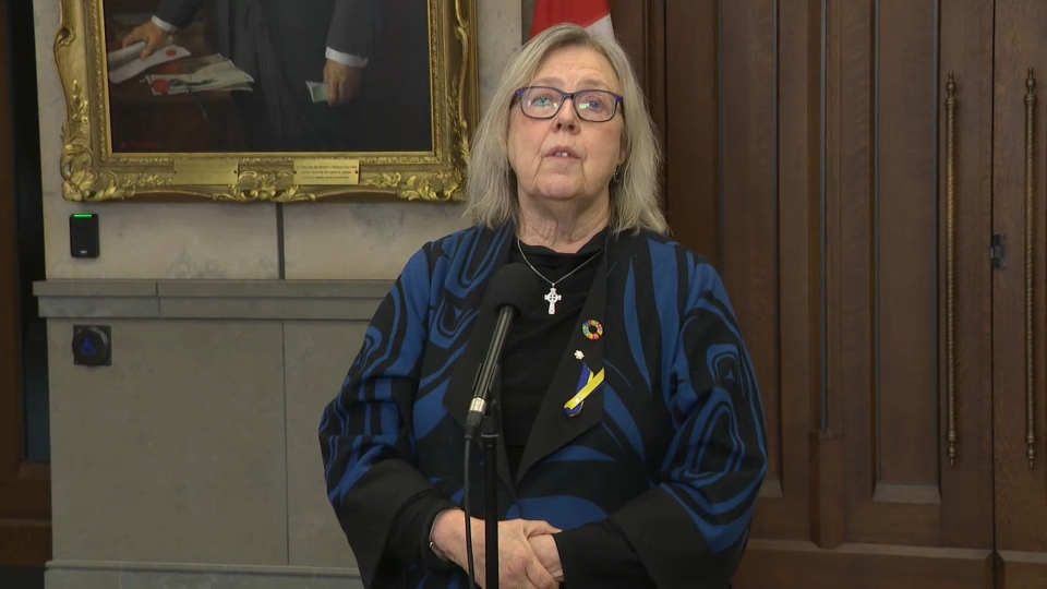 Headline Politics : Green Party Leader Elizabeth May Speaks with Reporters – March 12, 2026