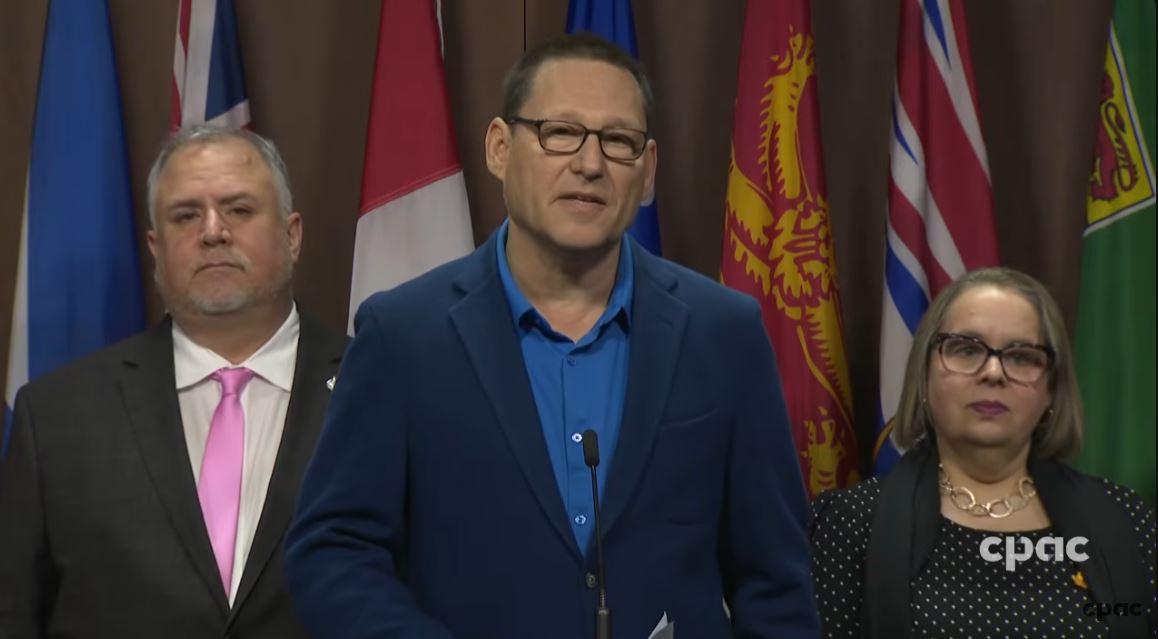 Headline Politics : NDP Calls for Increased Support for Mental Health Services – April 30, 2026