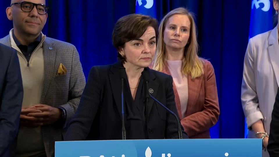 Headline Politics : Quebec Premier Christine Fréchette Announcement on Land Transfer