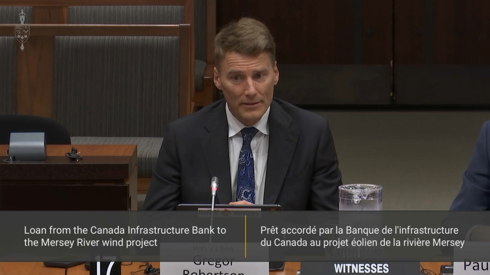 Les comités de la chambre des communes : Transports, de l'infrastructure et des collectivités – 15 avril 2026