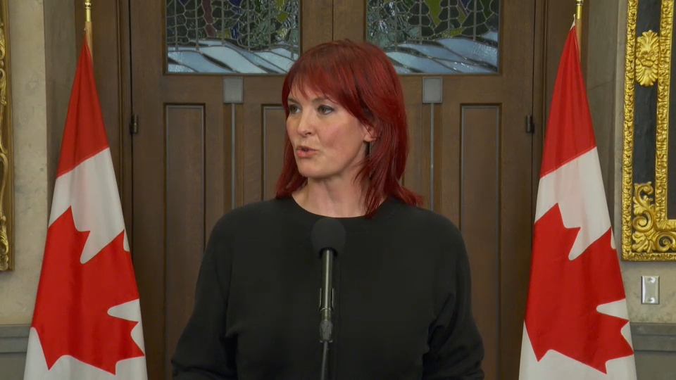 Headline Politics : Bloc Québécois Criticizes Ottawa's Possible Use of the Clarity Act