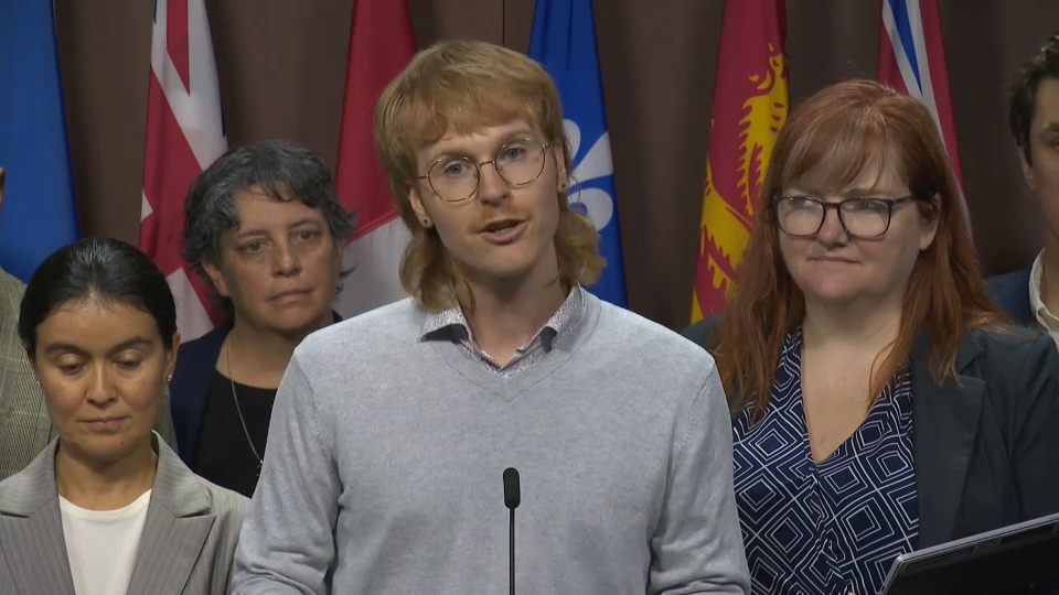 Headline Politics : MPs and Civil Society Groups Hold a News Conference