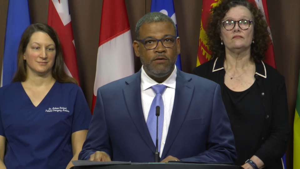 Critics Present Legal Opinion on Alberta