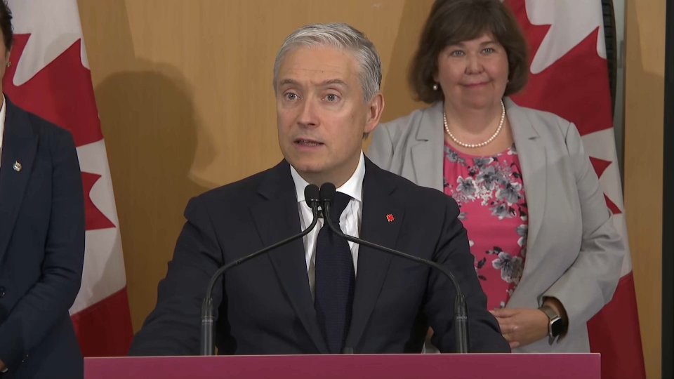 Headline Politics : Federal Government Announces Extension of Gas Tax Break Until January 2027