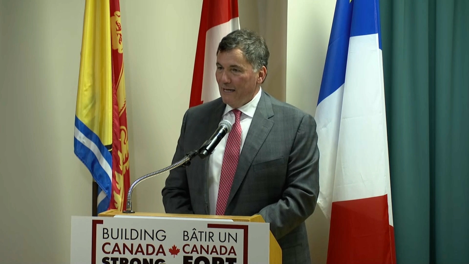 Headline Politics : Federal and N.B. Governments Reach Infrastructure Funding Agreement