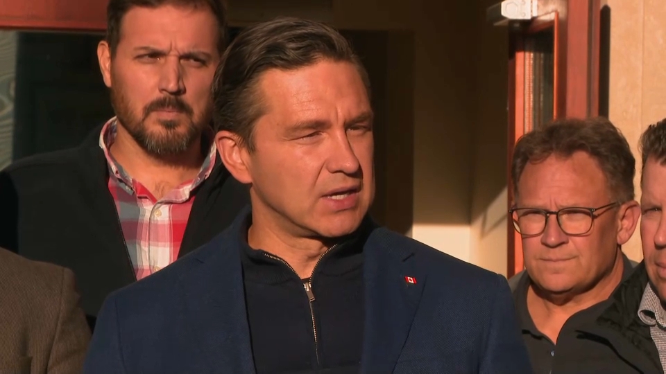 Headline Politics : CFB Wainwright Incident: Pierre Poilievre Speaks to Media – October 18, 2026